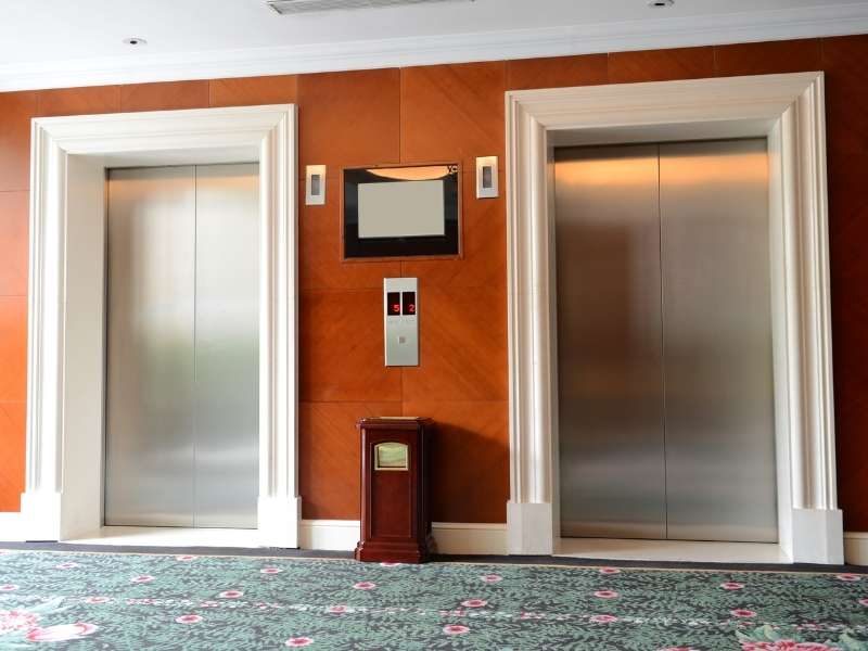 Read more about the article Berbagai Tips dalam Memilih Perusahaan Elevator di Indonesia